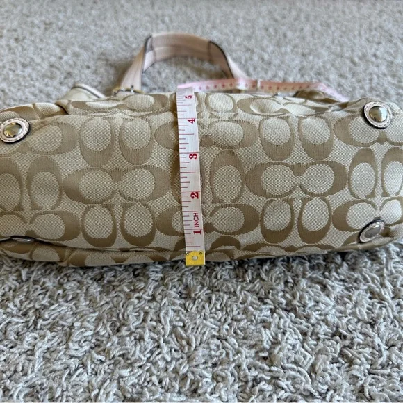 Authentic Signature Coach Light Tan with Blush Pink Shoulder Straps - Picture 13 of 16